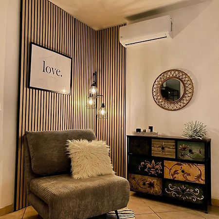 Al Mare 22 Hotel Bari Ngoại thất bức ảnh